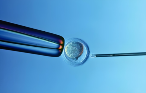 那有女孩代孕,子宫内膜异位症怎么治？子宫内膜异位症拖久了会怎样？